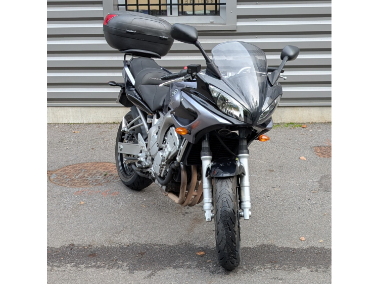 YAMAHA FZ6 600 FAZER